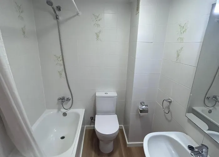 Lovely 3-bedroom 15 Minutes From * Valencia